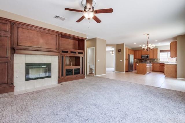Building Photo - 777 Aldea Dr