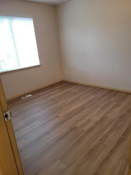 Building Photo - 18323 13th Avenue Ct E