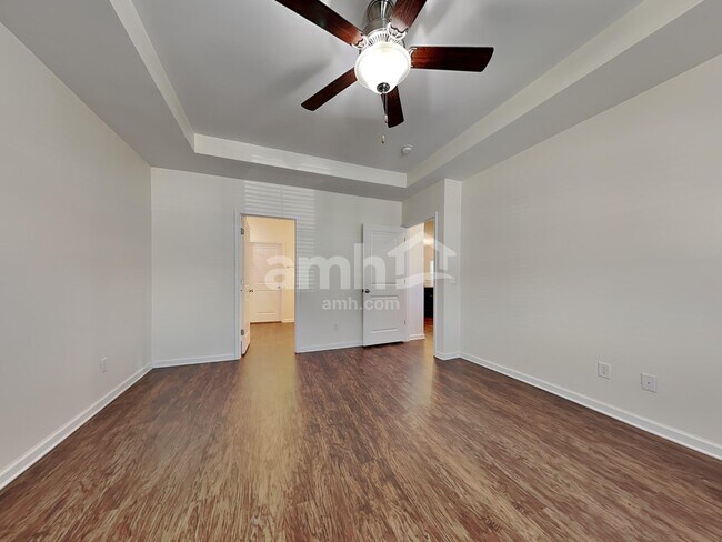 Building Photo - 15 Crabapple Cir