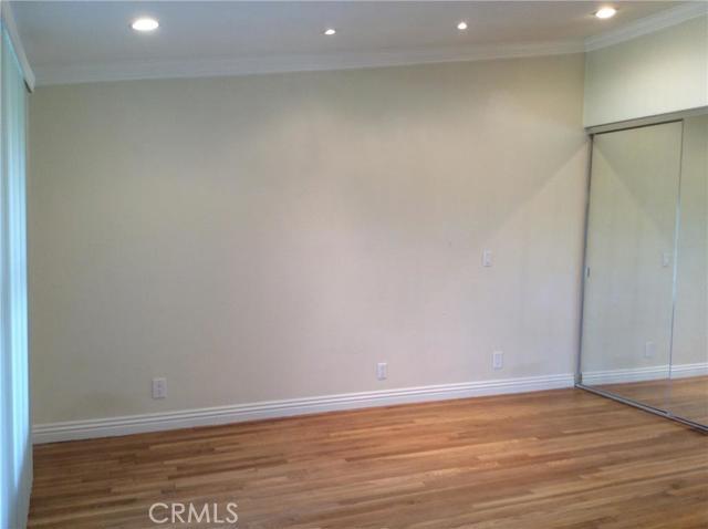 Building Photo - 27143 Pembina Rd
