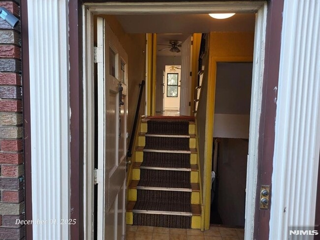 Building Photo - 174 Highland Cross