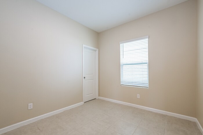 Building Photo - 2600 Island Walk Dr