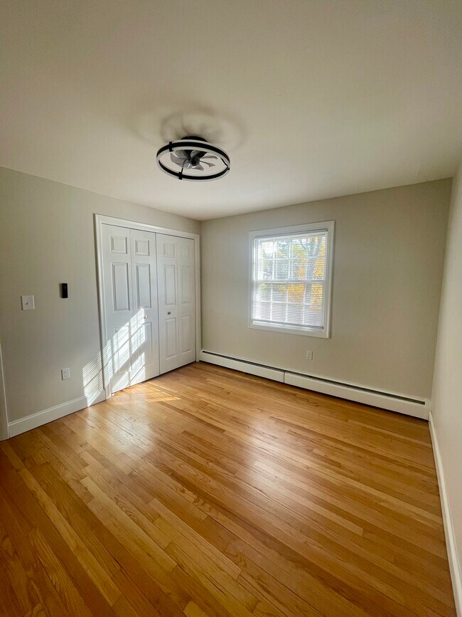 Building Photo - 173 Spruce St