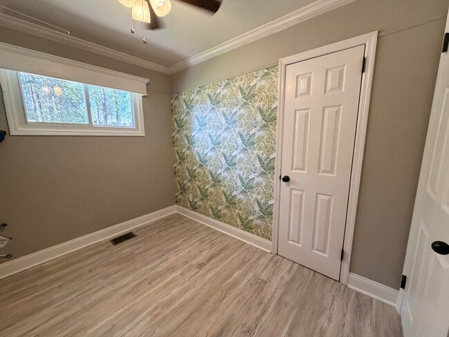 Building Photo - 416 Martha Ln