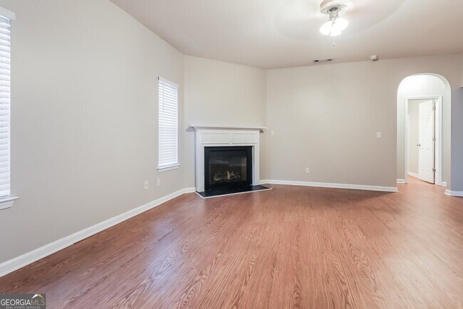 Building Photo - 1115 Watercourse Way