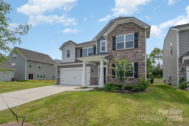 Building Photo - 15115 Moulin Ct Dr