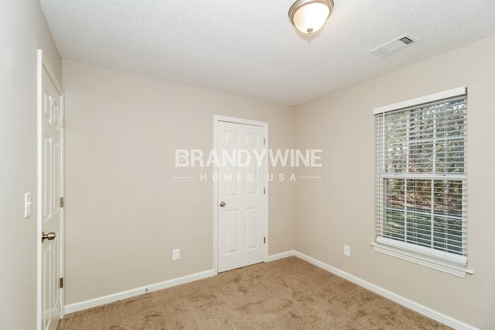 Building Photo - 42 Cedars Glen Cir