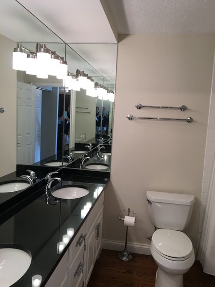 Building Photo - 405 N Wabash Ave