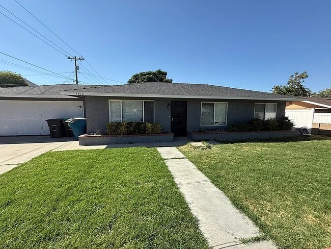 Building Photo - 33041 Case St