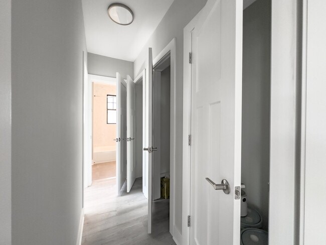 Building Photo - 378 Hazel Ave