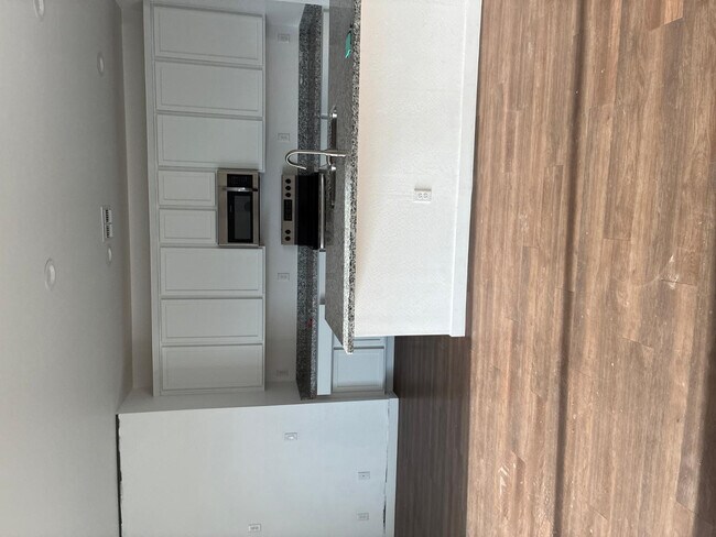 Building Photo - 5630 S Daisy Patch Pl