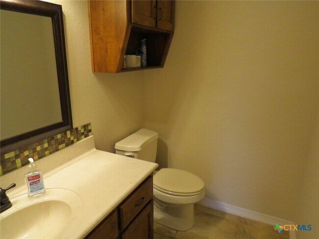 Building Photo - 2505 Mugho Dr