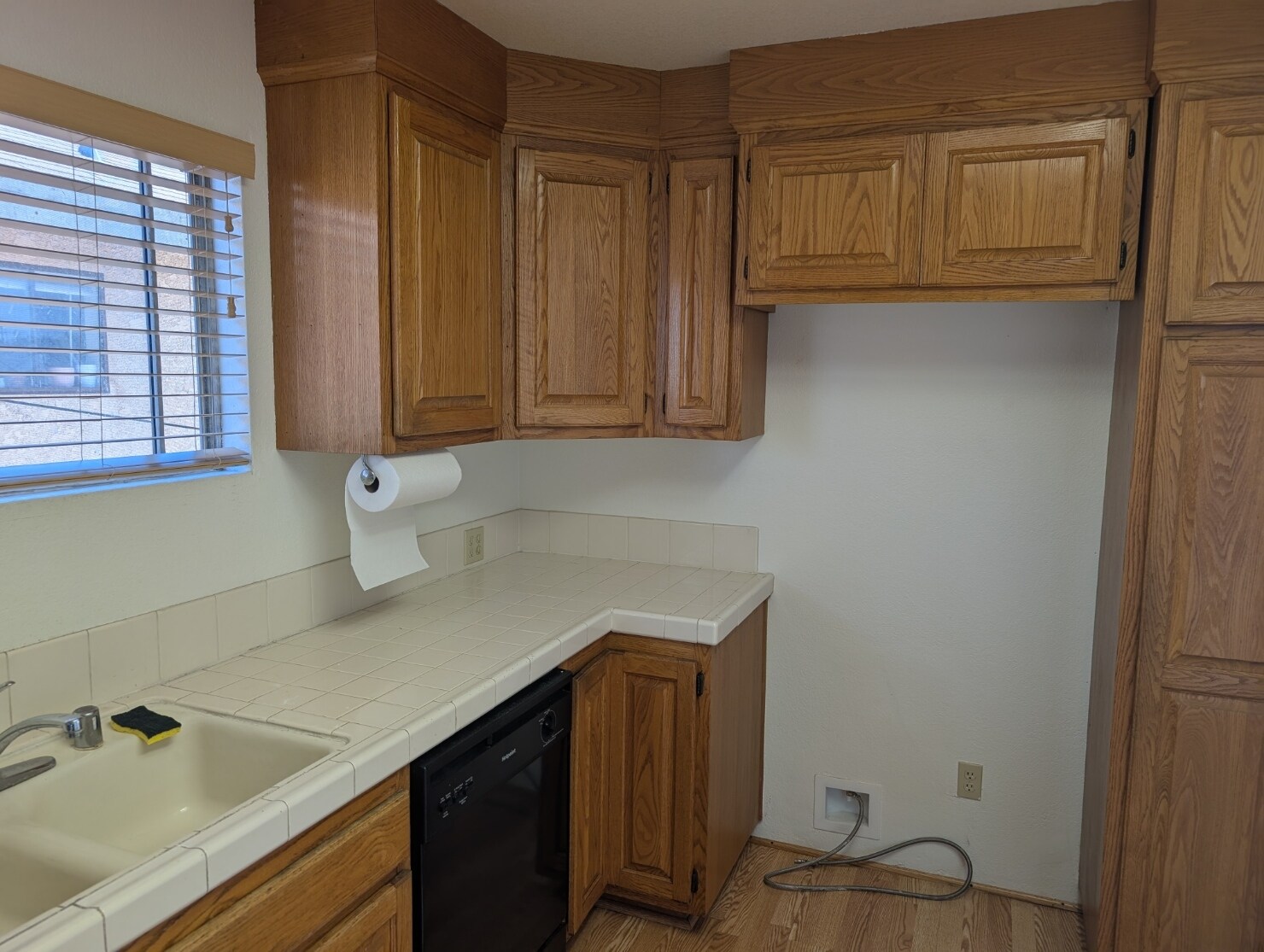 Building Photo - 2222 Andreo Ave