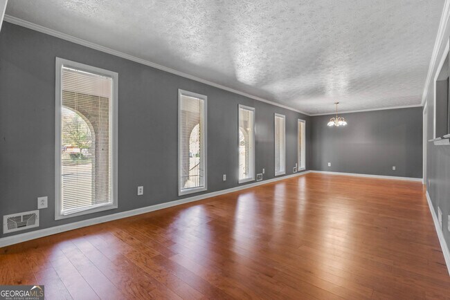 Building Photo - 6418 Briarwood Ct
