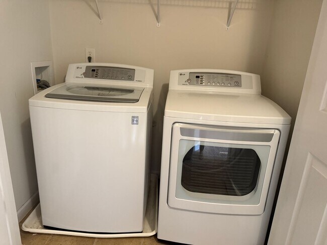 Building Photo - Location, Location, Location!