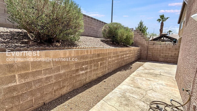 Building Photo - 1081 Overture Dr