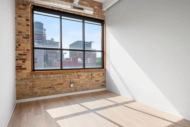 Building Photo - 209 N Morgan St