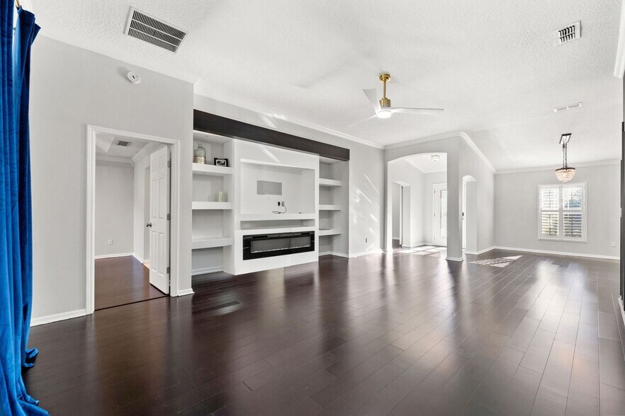 Building Photo - 16456 Tisons Blf Rd