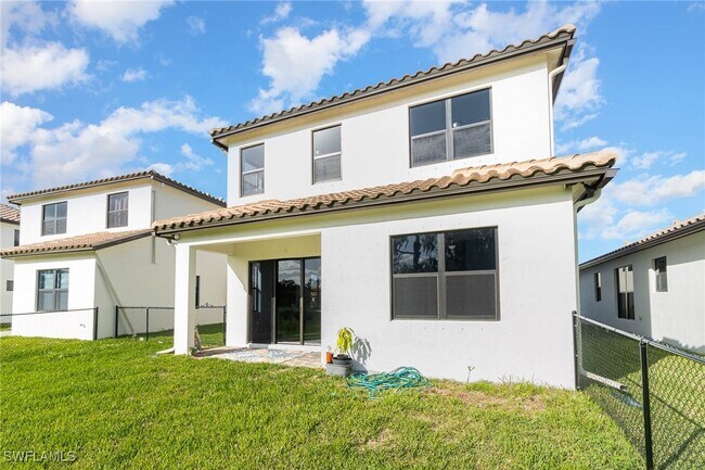 Building Photo - 5610 Agostino Way