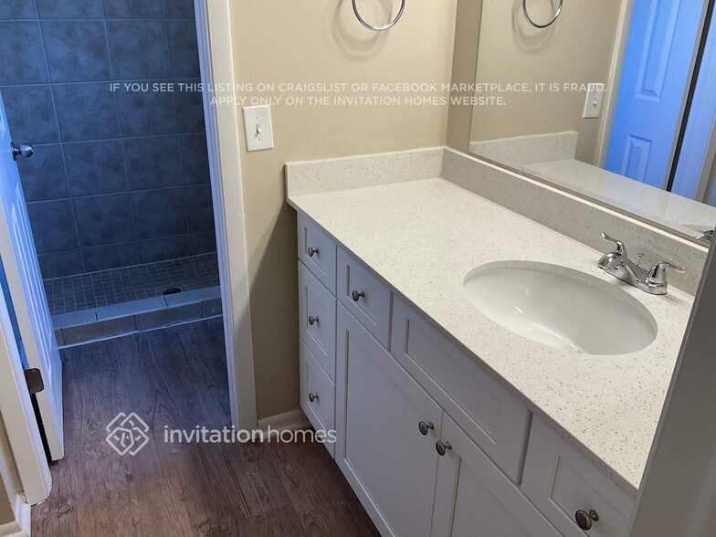 Building Photo - 6877 Jackman Blvd