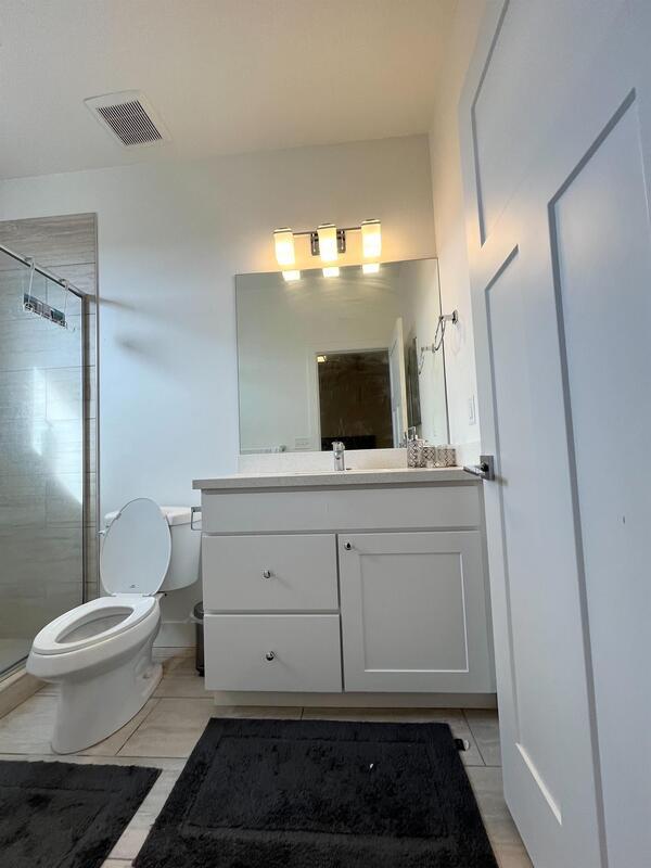Building Photo - 3883 Komenda Ct