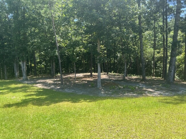 Building Photo - 423 High Ridge Ct