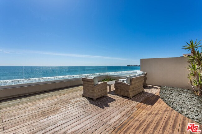 Building Photo - 22548 Pacific Coast Hwy