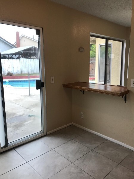 Building Photo - ¦¦¦¦ LUXURY LIVING IN THE HEART OF SOUTHRI...