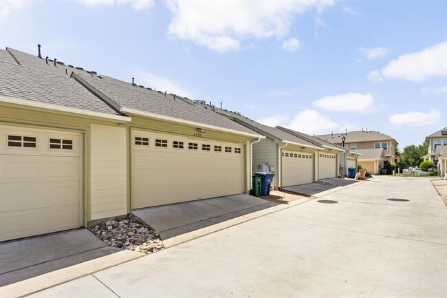 Building Photo - 4633 Mattie St