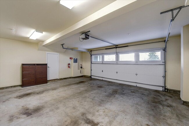 Building Photo - LUXURY TOWNHOME IN SUNNYVALE | 2014 BUILD