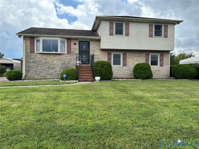 Primary Photo - 3908 Yorktown Dr