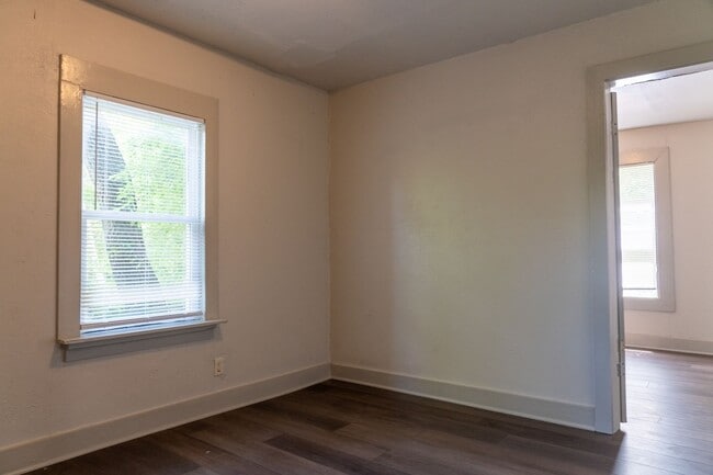 Building Photo - CHECK OUT this 3 bedroom in OKC! - FULLY R...