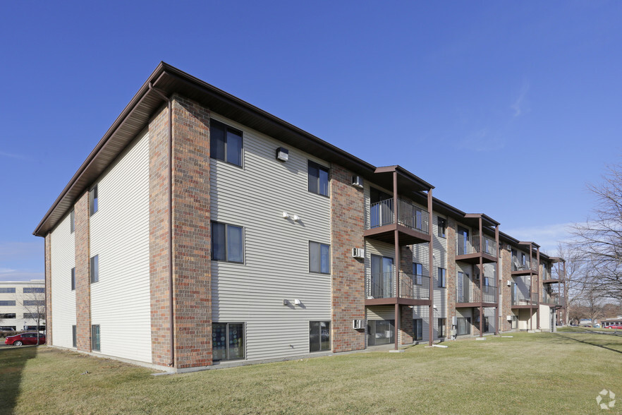 Building Photo - Century East Apartments