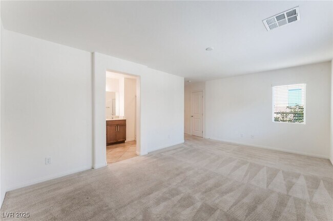 Building Photo - 10529 Headwind Ave