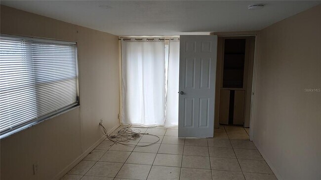 Building Photo - 105 Dartmouth Dr NW