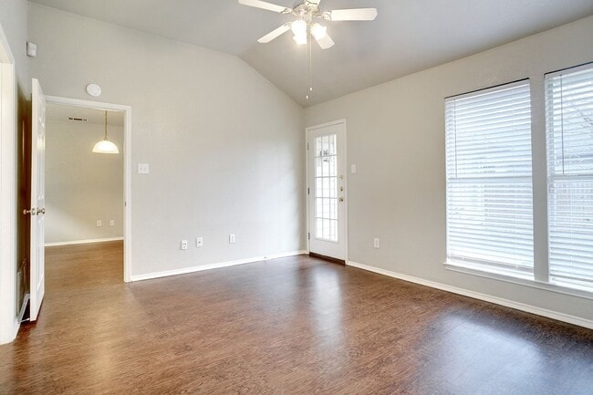 Building Photo - Beautiful, Freshly Updated 3-2-2 - Eagle Mountain ISD