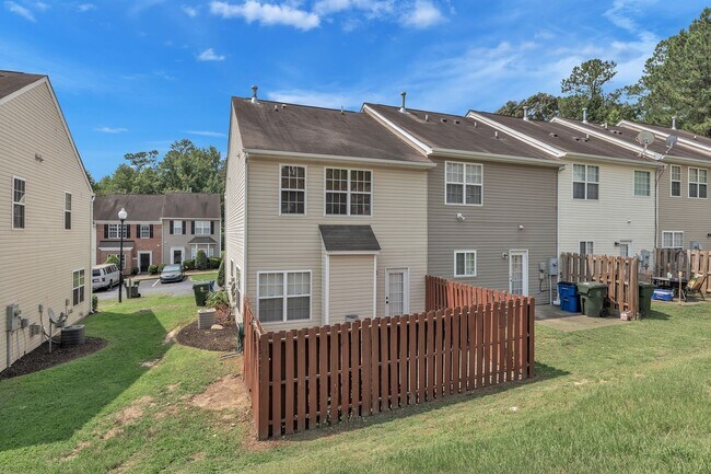 Building Photo - 3359 Bridgeville Rd