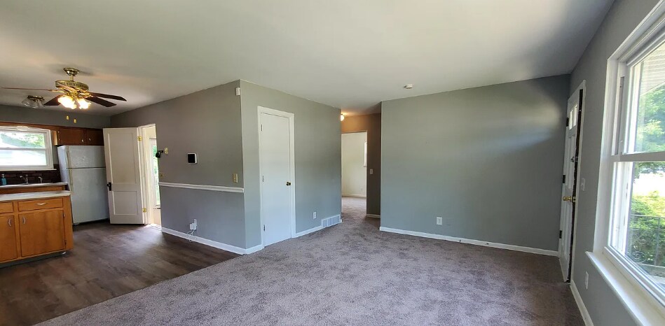 Building Photo - 3006 Alfred Ave