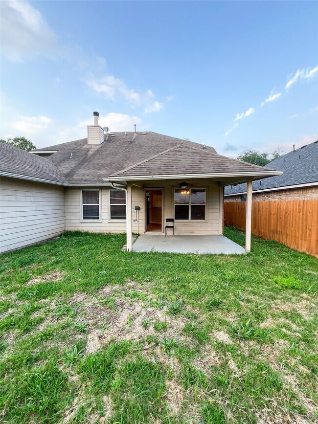 Building Photo - 5018 Juniper Walk Ln