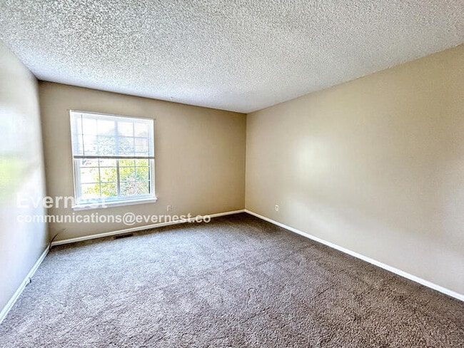 Building Photo - 7855 Brandy Cir