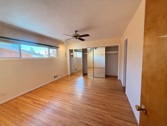 Building Photo - Garden home in Sandia Ridge