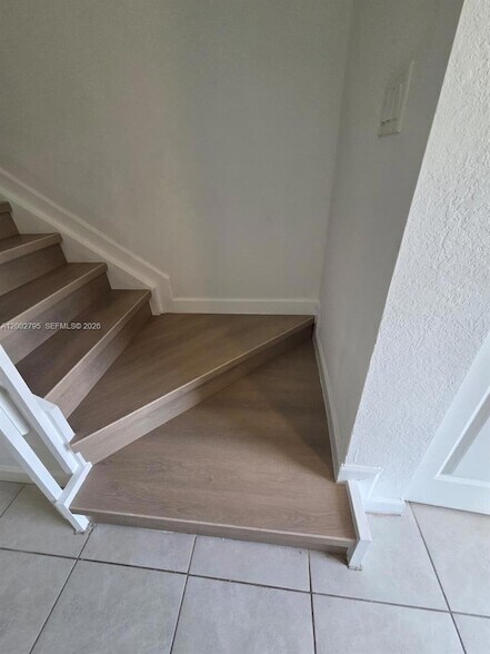 Building Photo - 1844 SE 27th Rd