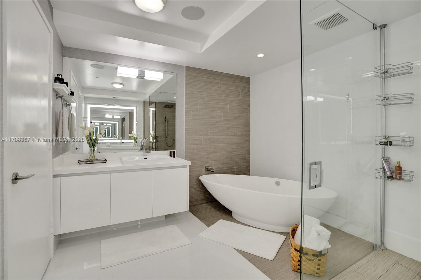 Building Photo - 330 Sunny Isles Blvd