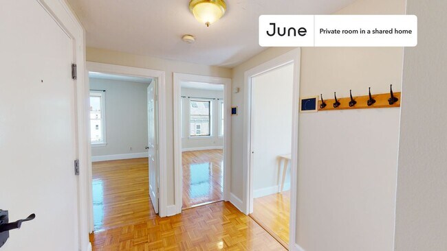 Building Photo - Room in Shared 4 bed/2 bath home