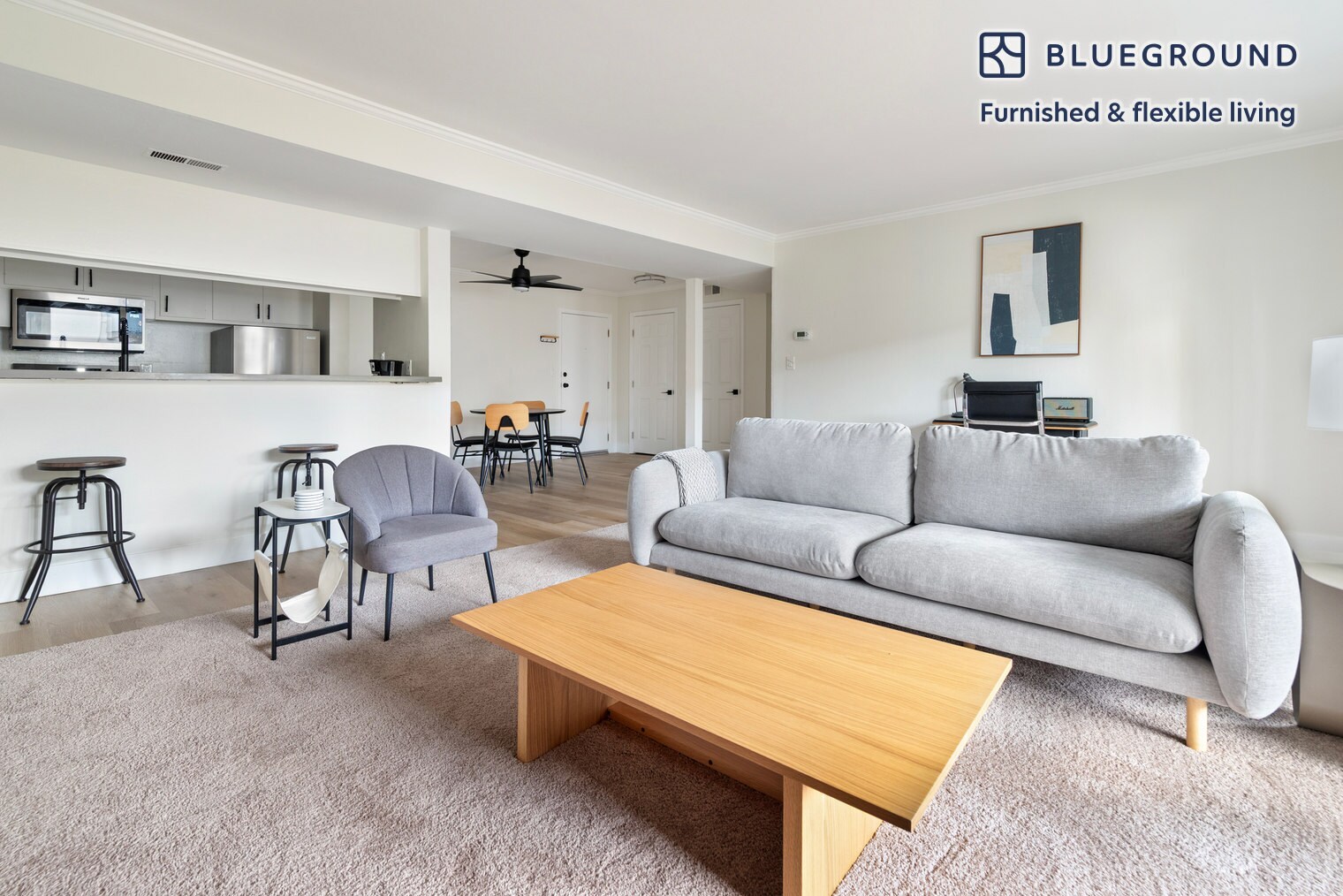 Building Photo - 141 Wellesley Cres