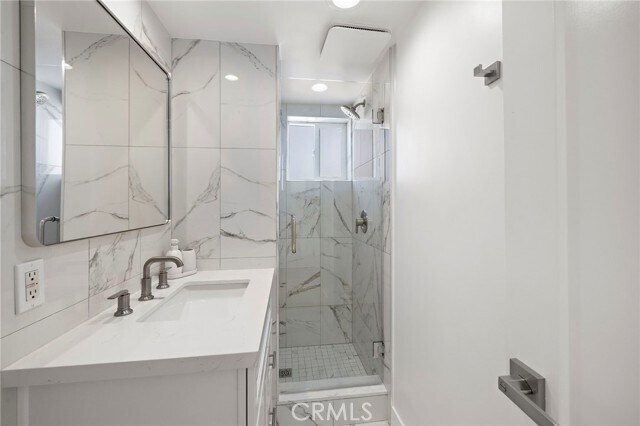 Building Photo - 1045 Gaviota Dr