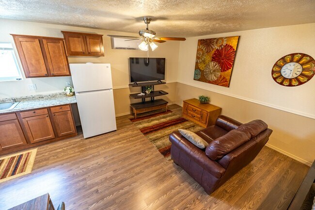 Building Photo - 27038 E Lucia Dr