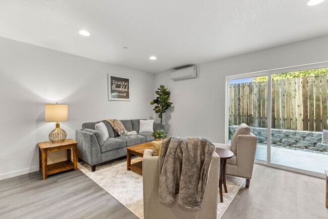 Building Photo - NEW CONSTRUCTION! Modern