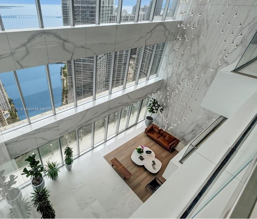Building Photo - 300 Biscayne Boulevard Way