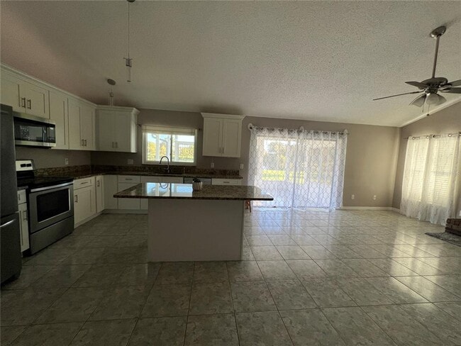 Building Photo - 12736 Newfield Dr